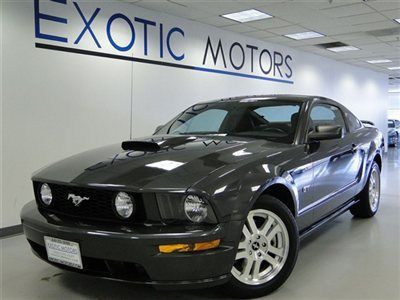 2007 ford mustang gt coupe v8!! 5-speed leather heated-sts 6-cd spoiler 1-owner!