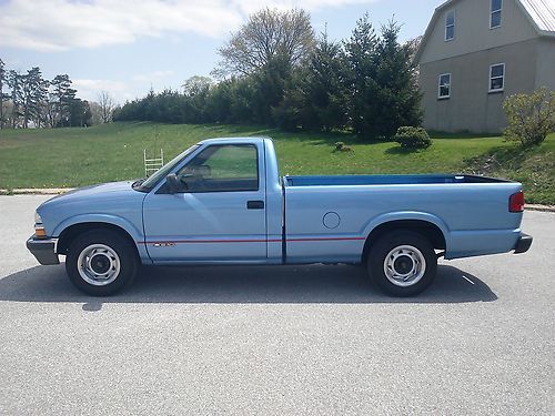 2002 chevrolet s10 long bed ~ 1 owner ~ only 70,870 original miles!! very nice!!