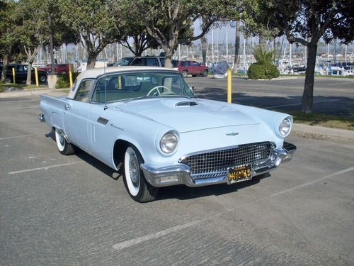 1957 thunderbird