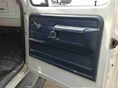 1977 Ford F250 2 Wheel Drive, image 13