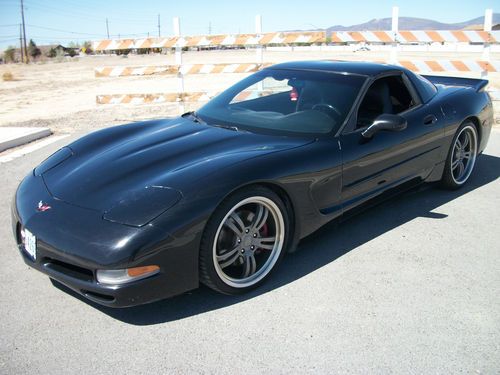 1997 chevrolet corvette base hatchback 2-door 5.7l