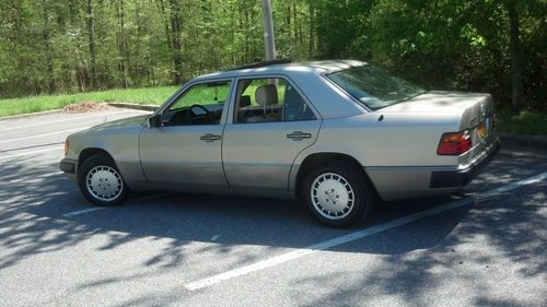 1993 mercedes benz 300d 2.5l 5-cylinder diesel *no rust*