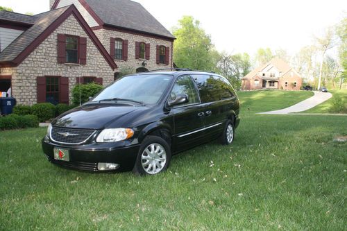2003 chrysler town &amp; country lxi
