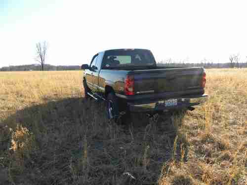 2003 Chevrolet Silverado Z-71 extended cab 4X4 160,000, image 2
