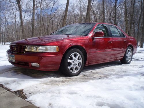 2003 cadillac seville sts sedan 4-door 4.6l
