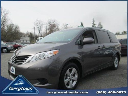 2011 toyota sienna