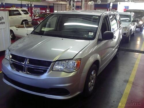 2011 dodge grand caravan - 4-door - 4x2 - 6-cylinder gas - cloth interior - 80k