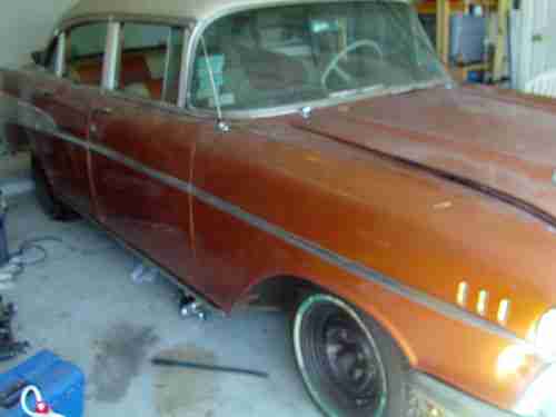Cream and Tan 57 Chevy for parts or Restoration. NON-RUNNING, US $4,500.00, image 4