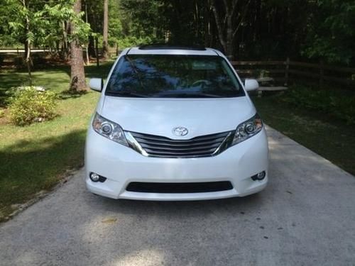 2013 toyota sienna xle mini passenger van 5-door 3.5l