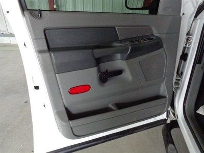 4.7L Engine, ABS, AC, CD Player, White, Airbags, Cruise Control, WE FINANCE, image 13