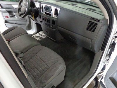 4.7L Engine, ABS, AC, CD Player, White, Airbags, Cruise Control, WE FINANCE, image 23