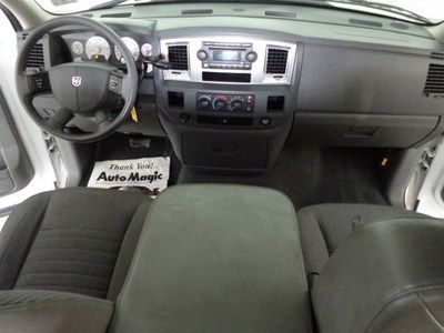 4.7L Engine, ABS, AC, CD Player, White, Airbags, Cruise Control, WE FINANCE, image 25