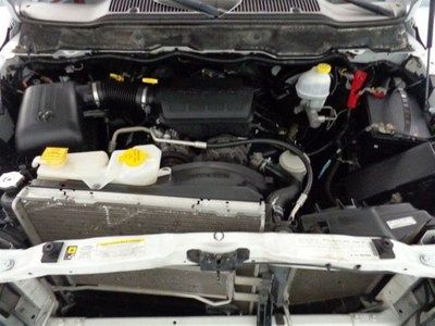 4.7L Engine, ABS, AC, CD Player, White, Airbags, Cruise Control, WE FINANCE, image 27