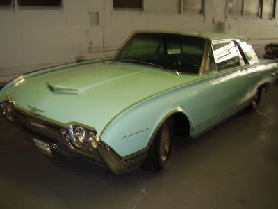 1962 thunderbird