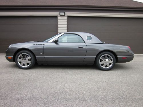 2003 ford thunderbird mint condition 13k miles no-reserve