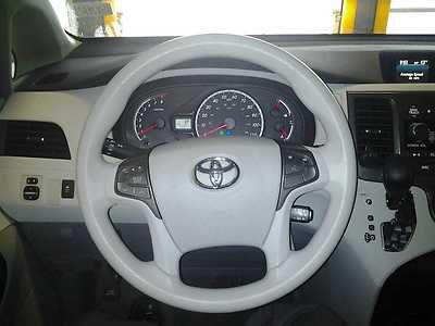 Certified Pre-Owned One owner Excellent condition, image 17