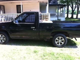 1996 nissan pickup base standard cab pickup 2-door 2.4l