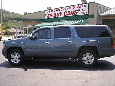 NO RESERVE 08 CHEVY SUBURBAN Z71 4X4 LOADED , LEATHER ,ROOF, REAR DVD, image 5