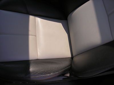 NO RESERVE 08 CHEVY SUBURBAN Z71 4X4 LOADED , LEATHER ,ROOF, REAR DVD, image 12