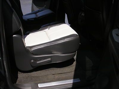 NO RESERVE 08 CHEVY SUBURBAN Z71 4X4 LOADED , LEATHER ,ROOF, REAR DVD, image 35