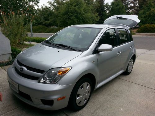 2006 scion xa base hatchback 5-door 1.5l