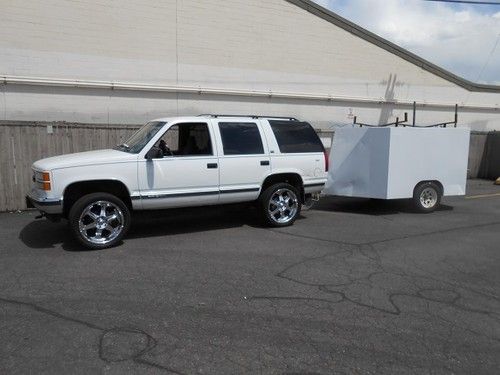 1995 gmc yukon slt sport utility 4-door 5.7l with 5x9 trailer