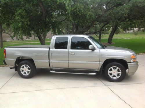 2001 gmc c-3 ext cab 6.0 liter engine. excellent condition