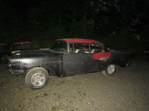 1957 Chevrolet, image 2