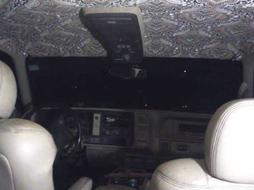 1998 Chevy 3500 Dually Crew Cab Cadillac Conversion Bagged Air Ride Shaved, image 23