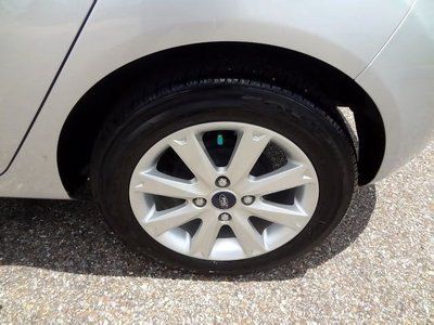 SE 1.6L CD Front Wheel Drive Power Steering Wheel Covers Steel Wheels MP3 Player, image 12