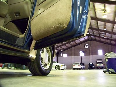 NO RESERVE...LOADED...SAME OWNER SINCE 19k...NEW CAR TRADE...NEWER INSPECTION, image 24