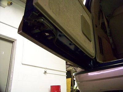 NO RESERVE...LOADED...SAME OWNER SINCE 19k...NEW CAR TRADE...NEWER INSPECTION, image 28