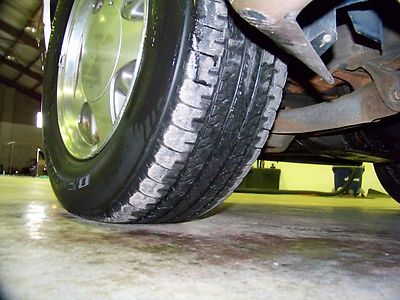 NO RESERVE...LOADED...SAME OWNER SINCE 19k...NEW CAR TRADE...NEWER INSPECTION, image 48