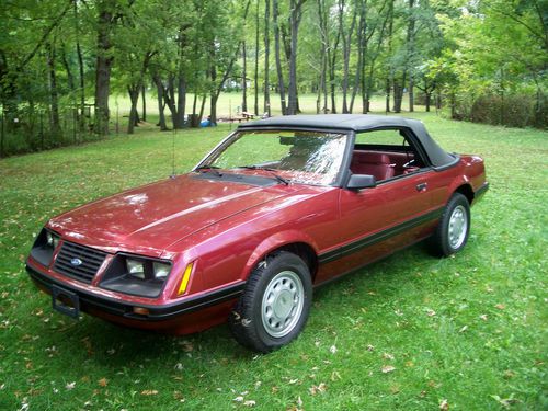 1983 Ford Mustang Convertible 2-Door, image 4