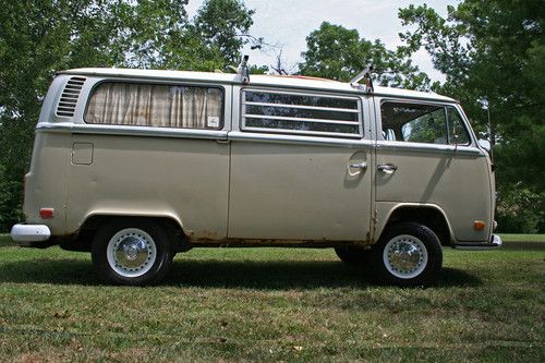 ********1972 volkswagen deluxe westfalia tin top camper i ship worldwide********