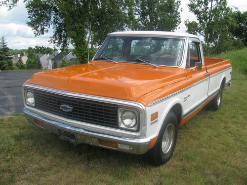 1972 chevrolet c-10 original survivor factory a/c orange and white