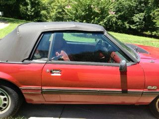 Year: 1989 • Make: Ford • Model: Mustang •, image 5