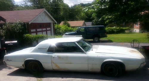 1967 ford thunderbird -accident free and with all original parts