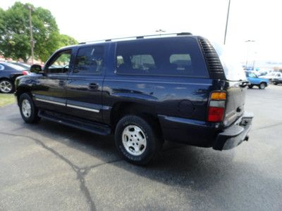 5.3L V8 CD Auto Headlamp On/Off-Delay Cassette Player Power Seat 3rd Row Seats, image 8