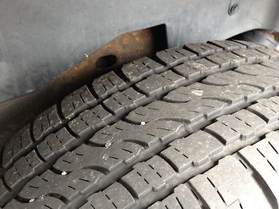 5.3L V8 CD Auto Headlamp On/Off-Delay Cassette Player Power Seat 3rd Row Seats, image 37