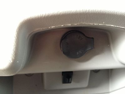 5.3L V8 CD Auto Headlamp On/Off-Delay Cassette Player Power Seat 3rd Row Seats, image 54