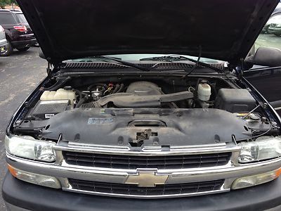 5.3L V8 CD Auto Headlamp On/Off-Delay Cassette Player Power Seat 3rd Row Seats, image 58