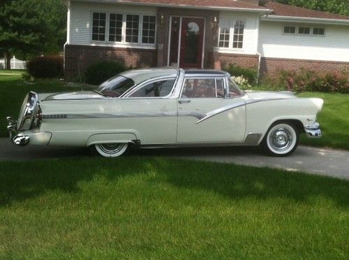 1956 Ford Crown Victoria Fairlane Skyliner Glasstop, image 5
