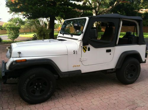 1995 jeep wrangler  4*4 rio grande