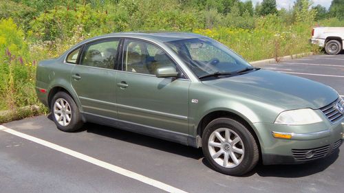 2004 Volkswagen Passat GLS Sedan 4-Door 1.8L, image 3