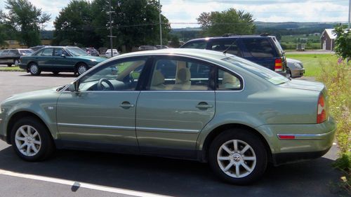 2004 Volkswagen Passat GLS Sedan 4-Door 1.8L, image 4