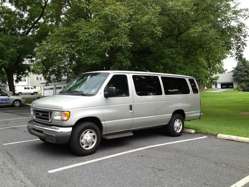 2003 ford e-350 club wagon xlt extended passenger van 2-door 5.4l