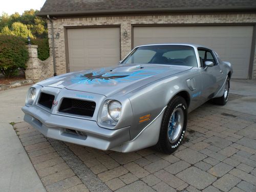 1976 trans am, 400, clean car! deluxe interior