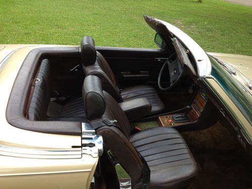 1982 Mercedes-Benz 380SL Base Convertible 2-Door 3.8L, image 6