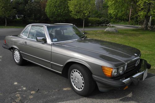 Mercedes Benz 1987 560SL (W107) Convertible w/Hardtop Low 81k Mi - Great Shape!, image 2